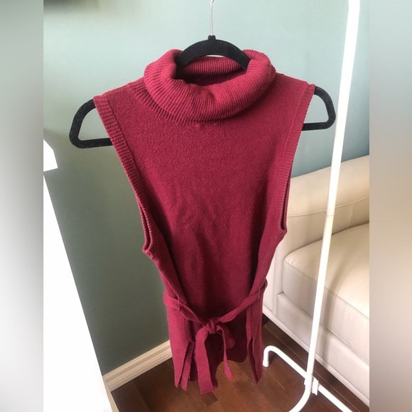 Anthropology Belted sleeveless turtleneck - Picture 9 of 12